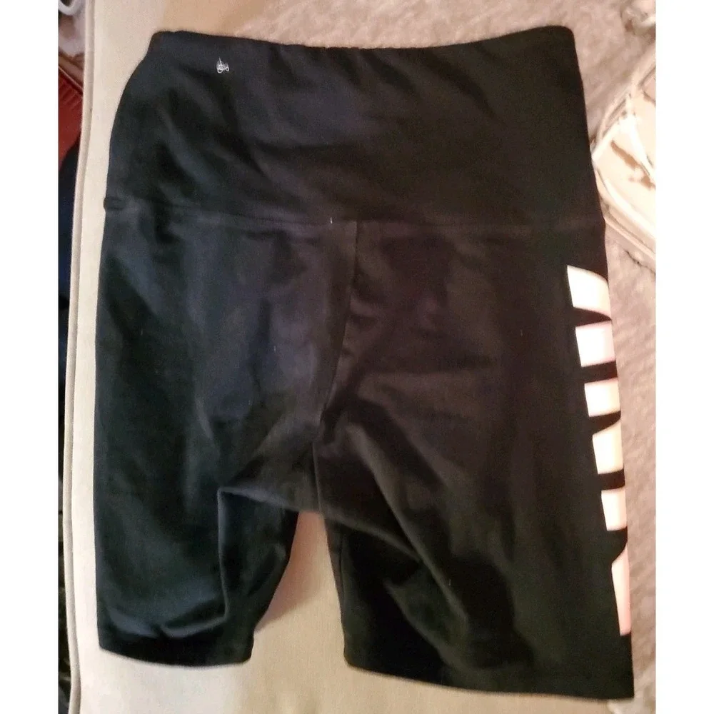 Victoria's Secret Pink Bike‎ Yoga Shorts Women's XS  Black Graphic Elastic Waist